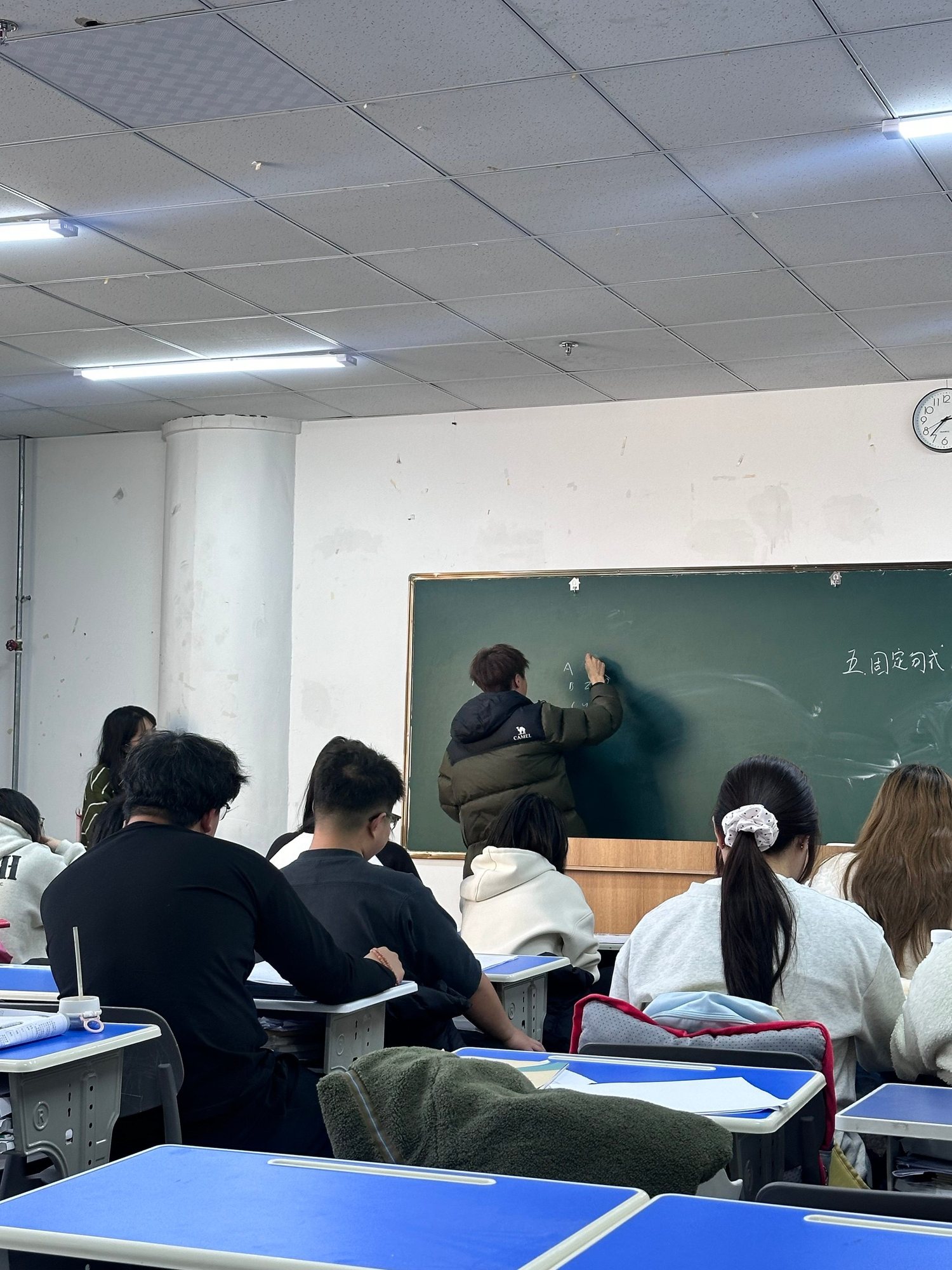安途职聘网申简历指导场景